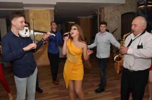 Giulia Band