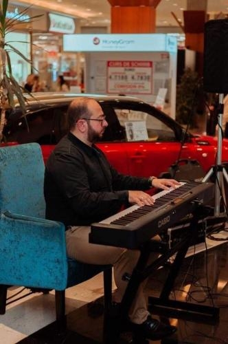 Interpretul Andrei Ciprian Gagiu-Artistul evenimentelor de Vis