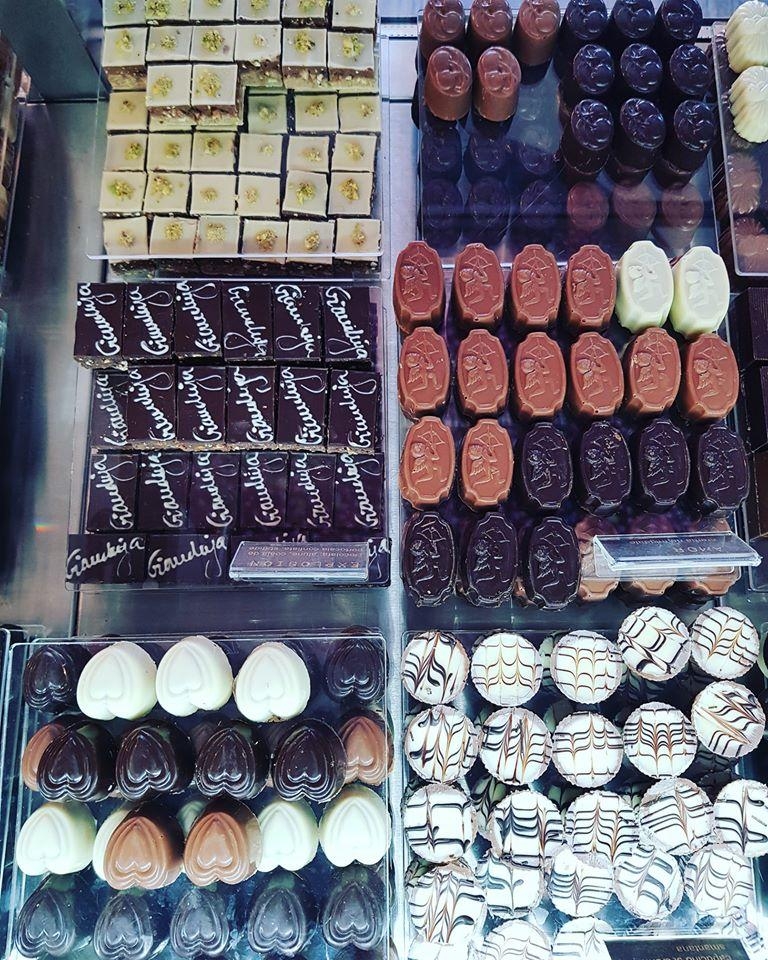 Adore Chocolat