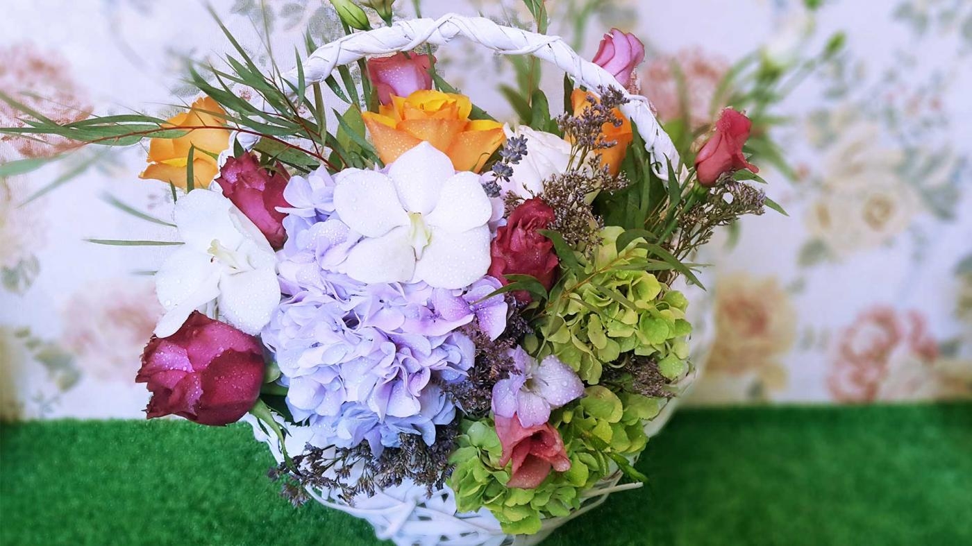 Aranjamente florale, FlorÄƒria Gift Art