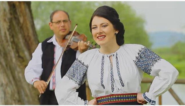 Interpreta Georgiana Patrinjel - Artista evenimentelor de vis