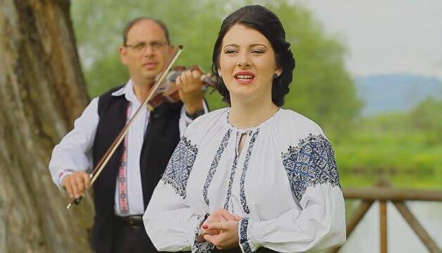 Interpreta Georgiana Patrinjel - Artista evenimentelor de vis