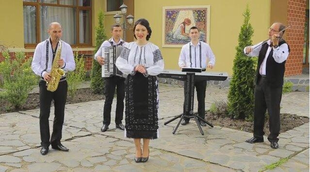 Interpreta Georgiana Patrinjel - Artista evenimentelor de vis