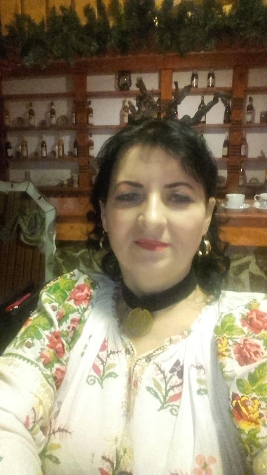 Interpreta Ionela Iagar Burchel - Alegerea pentru evenimente de vis