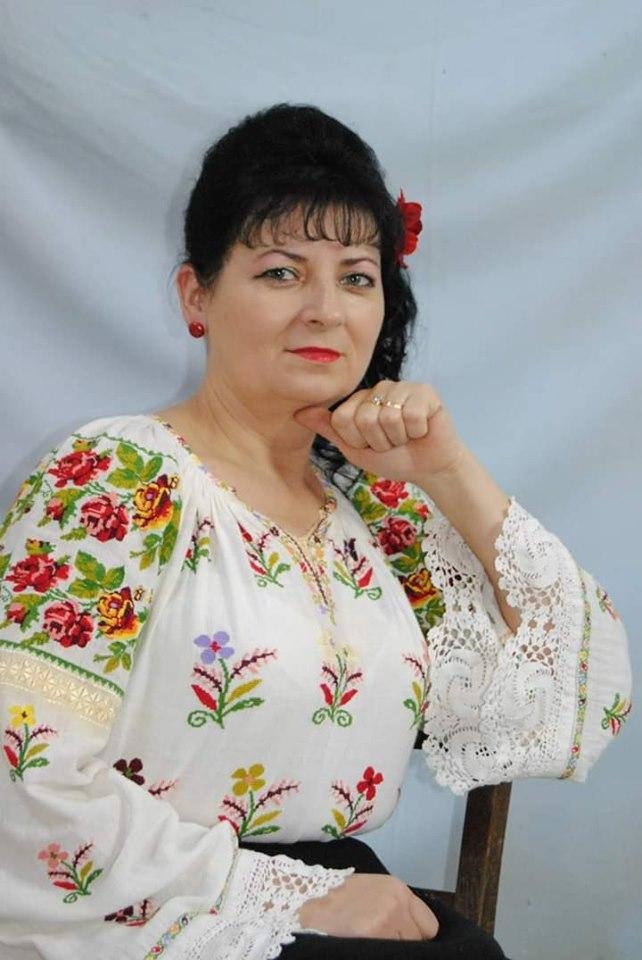 Interpreta Ionela Iagar Burchel - Alegerea pentru evenimente de vis