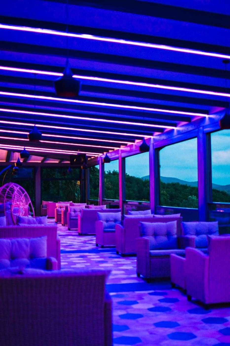 Sunset Lounge bar by Cattaleya